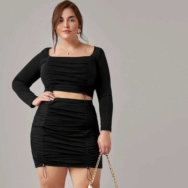 

Plus Solid Drawstring Ruched Crop Tee & Skirt Set, Black