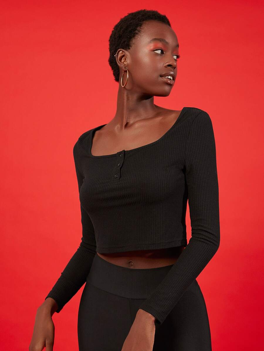 SHEIN EZwear 紐扣羅紋針織短版上衣 - 黑色 - 查看 1