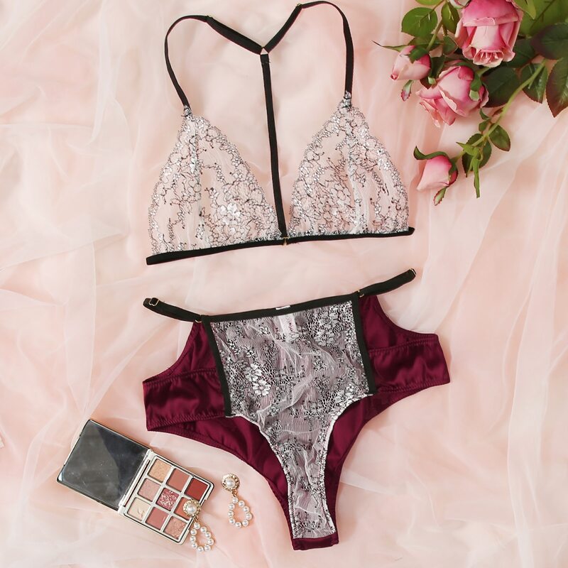

Lace Floral Cut Out Lingerie Set, Multicolor