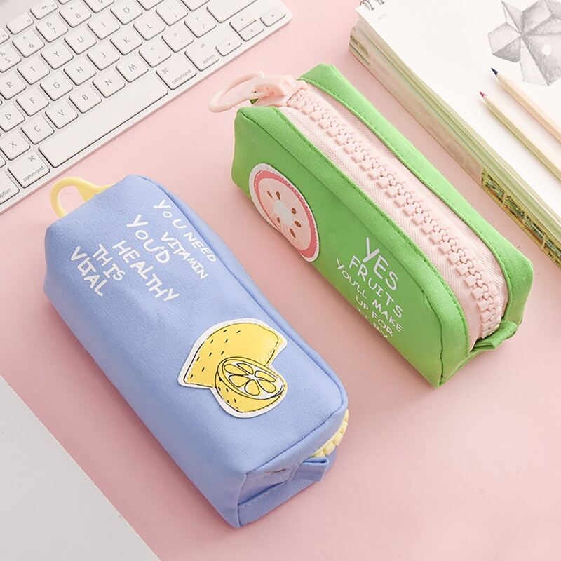

1pc Fruit Pattern Random Pencil Bag, Multicolor