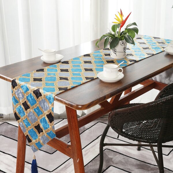 

Plaid Pattern Table Runner, Multicolor