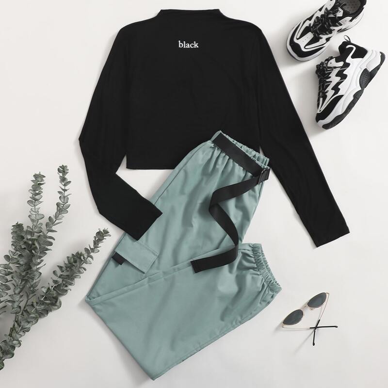

Letter Graphic Crop Tee & Tape Ring Pocket Pants, Multicolor