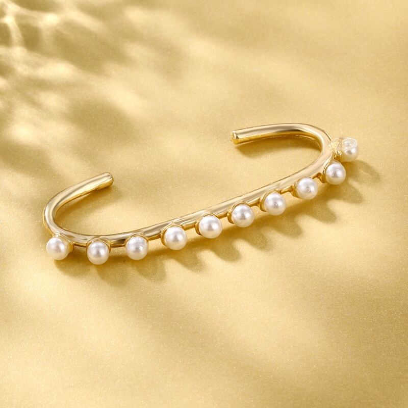 

1pc Faux Pearl Ear Cuff, Gold