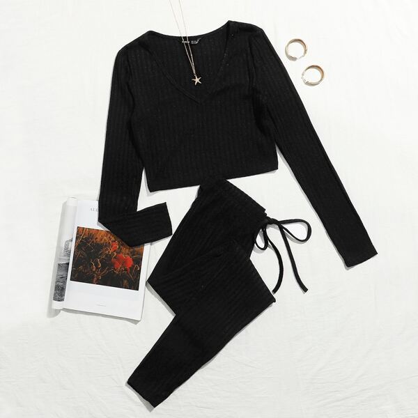 

Plus V-neck Marled Crop Top & Knot Waist Leggings Set, Black