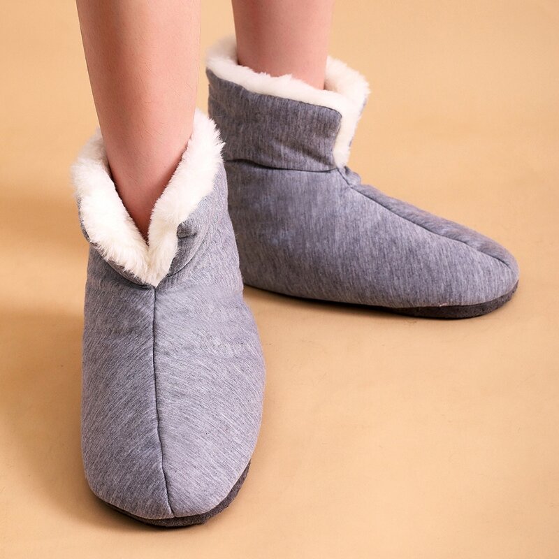 

Minimalist Wide Fit Fluffy Slippers, Grey