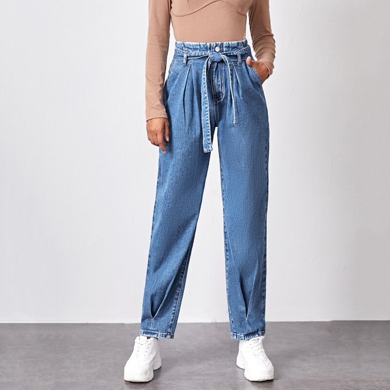 

Paperbag Waist Belted Slant Pocket Mom Jeans, Medium wash