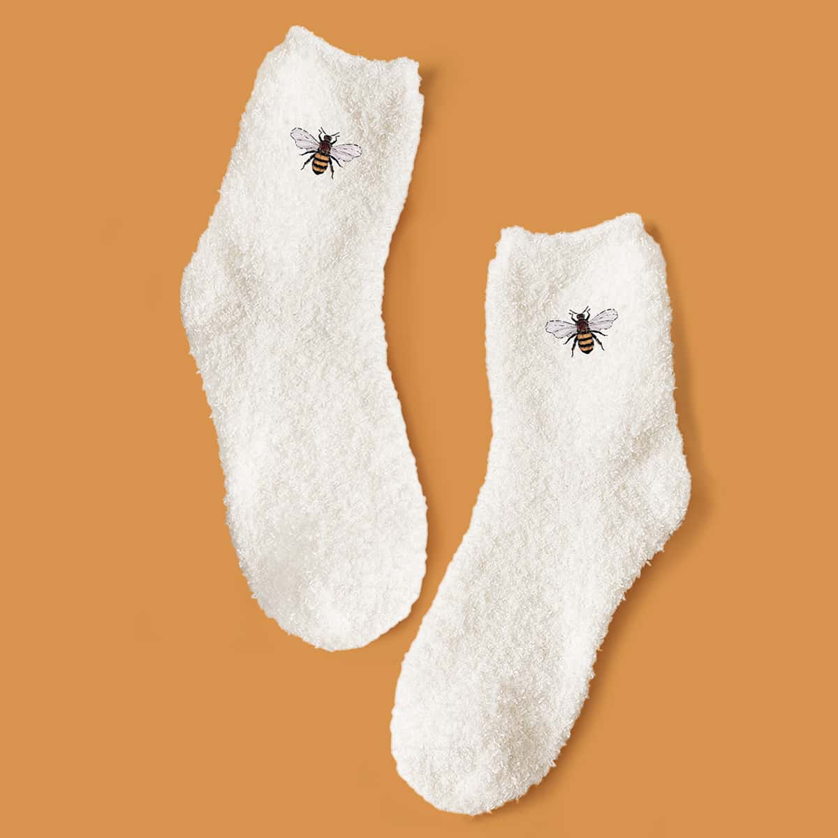 

Bee Pattern Fuzzy Socks, White
