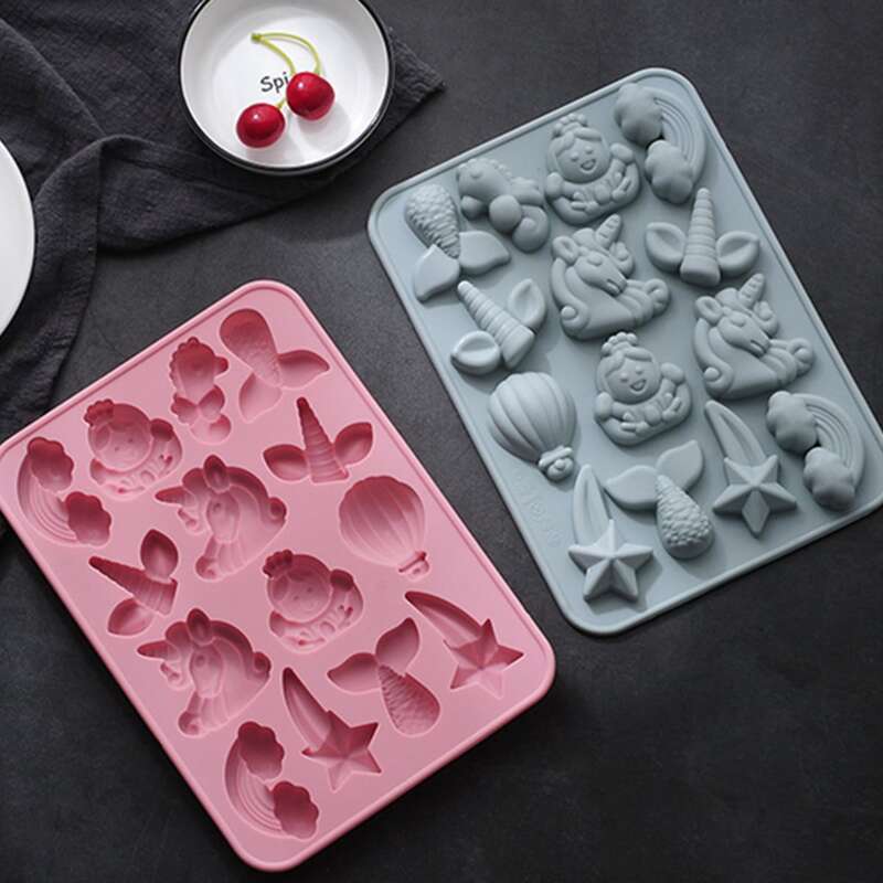 

1pc Random Silicone Chocolate Mold, Multicolor