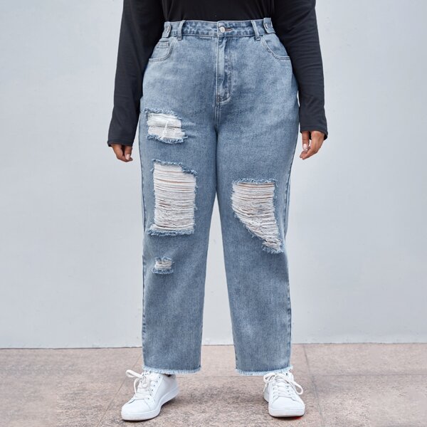 

Plus Slant Pocket Raw Hem Ripped Mom Jeans, Light wash
