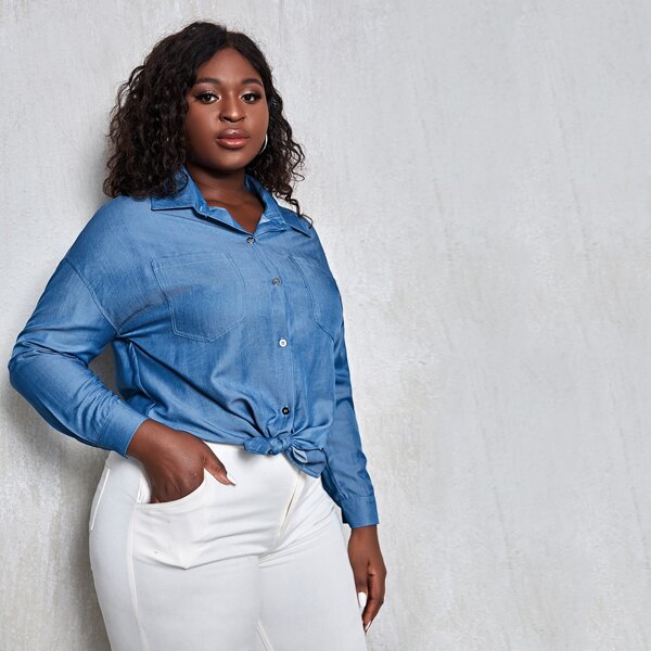 

Plus Dual Pocket Denim Blouse, Medium wash