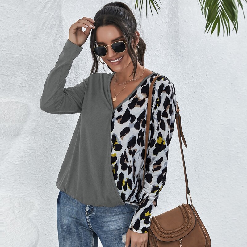 

V-neck Spliced Wrap Tee, Multicolor