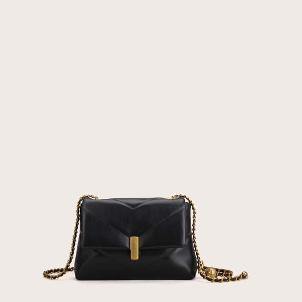 

Chevron Flap Chain Bag, Black