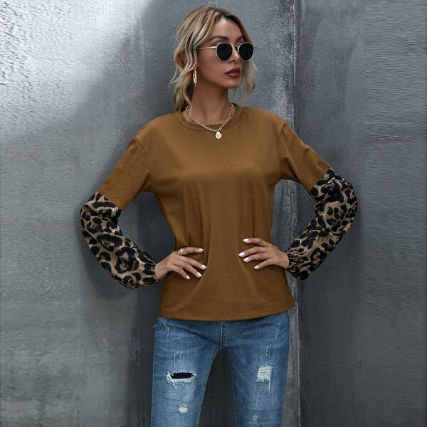 

Contrast Leopard Drop Shoulder Tee, Brown