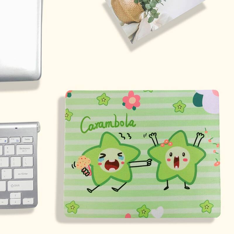 

Carambola Pattern Mouse Pad, Multicolor