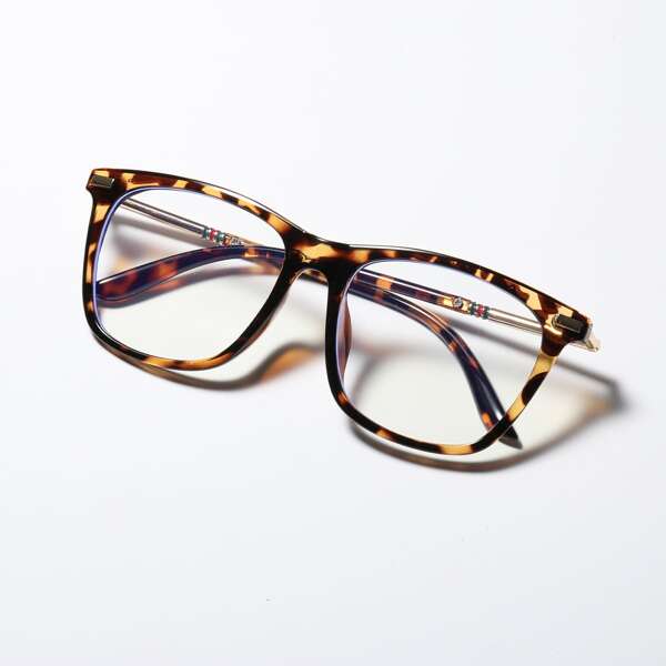 

Tortoiseshell Frame Glasses