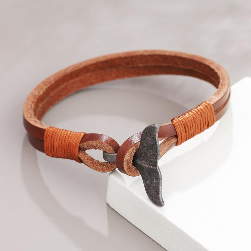 

Guys Fish Tail Bracelet, Brown