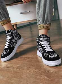 男士涂鸦印花高帮运动鞋时尚滑板鞋男士街头潮流