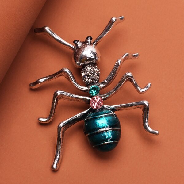 

Rhinestone Animal Decor Brooch, Multicolor