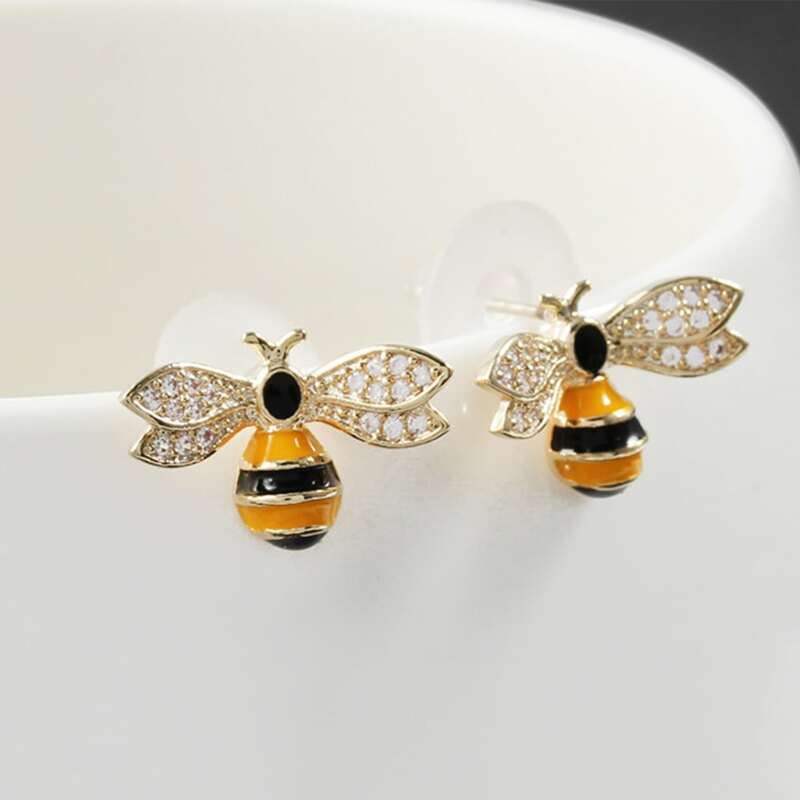

1pair Bee Shaped Stud Earrings, Multicolor
