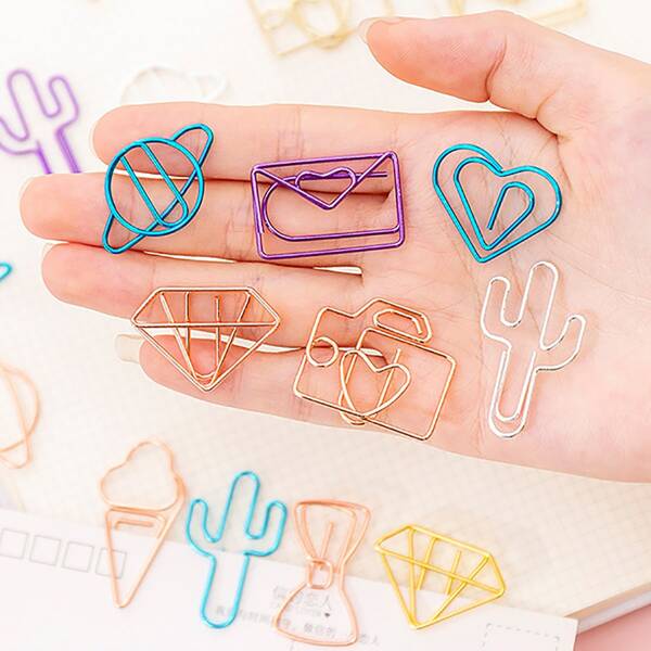 

10pcs Metal Random Paper Clip, Multicolor