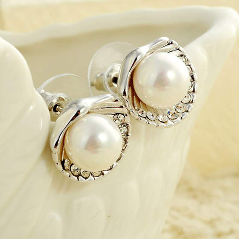 

Faux Pearl & Shell Decor Stud Earrings, Silver
