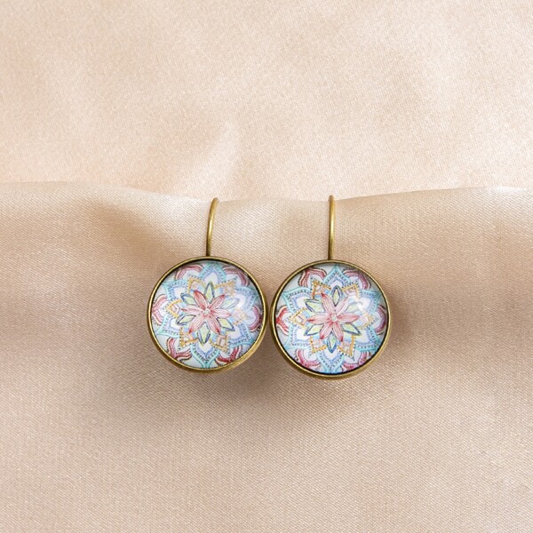 

Mandala Pattern Round Decor Earrings, Multicolor