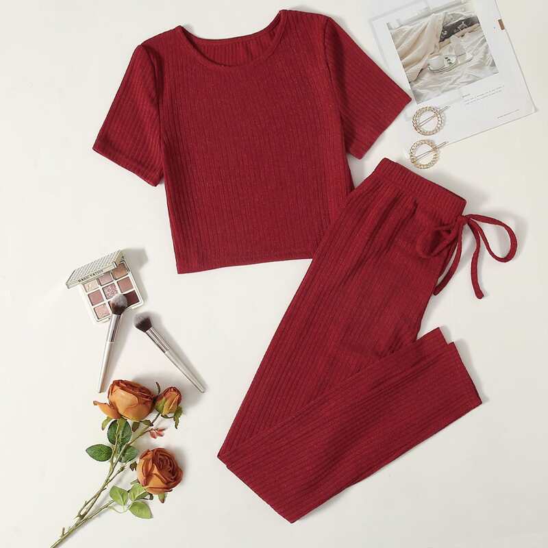 

Solid Knotted Ribbed Lounge Set, Burgundy