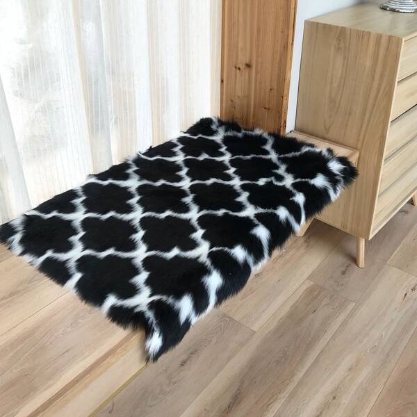 

1pc Geometric Pattern Carpet, Black and white