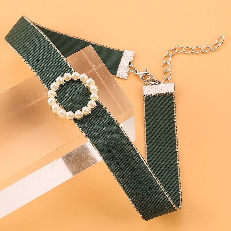 

Faux Pearl Decor Choker, Dark green