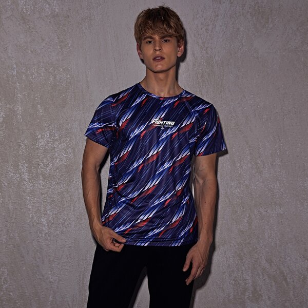 

Men Letter & Geo Print Sports Tee, Multicolor