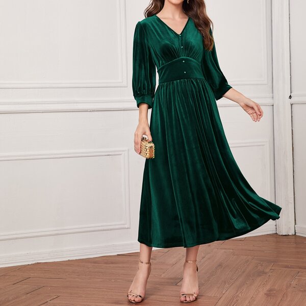 

Pearl Button Detail Velvet Dress, Dark green