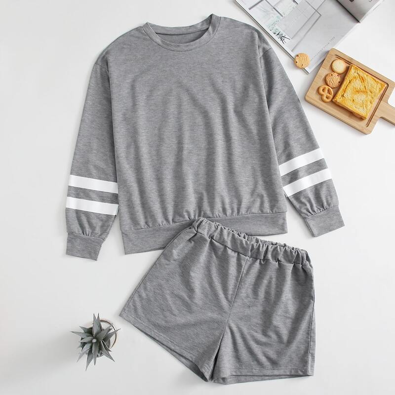 

Stripe Sweatshirt & Shorts PJ Set, Grey