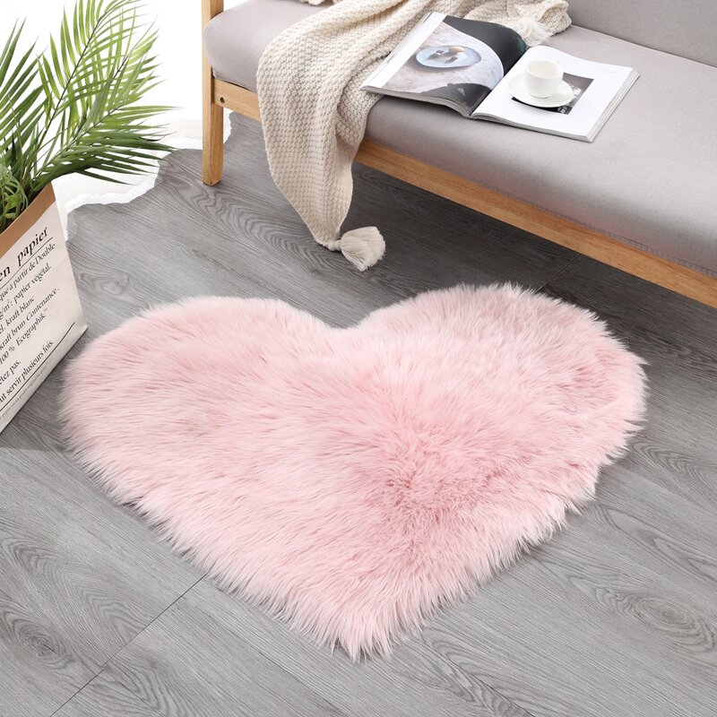 Heart Plush Shaggy Carpet, Pink