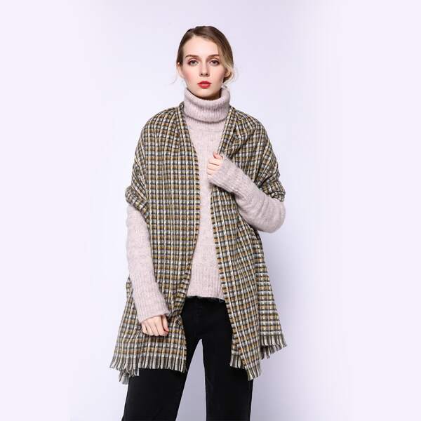 

Plaid Pattern Scarf, Multicolor