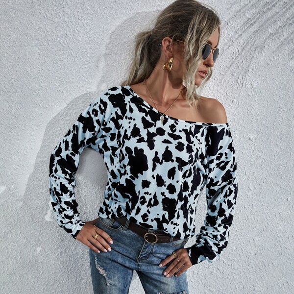 

Cow Print Criss Cross Back Tee, Multicolor
