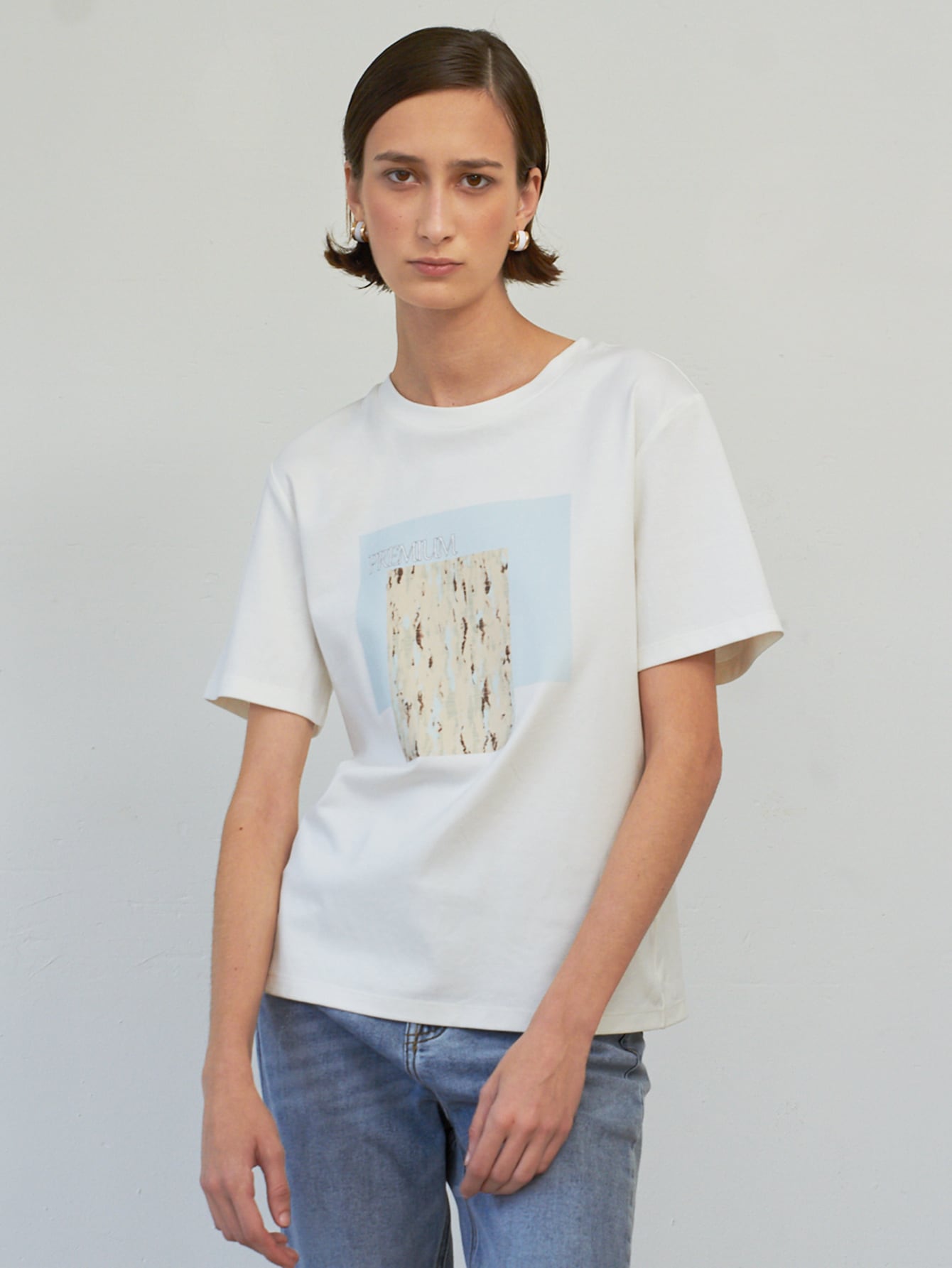 100% COTTON LETTER GRAPHIC T-SHIRT thumbnail