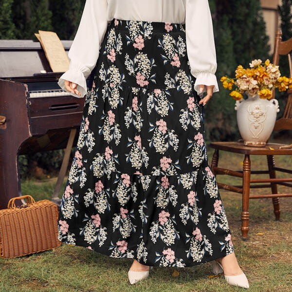 

Plus Allover Floral Print A-line Skirt, Black