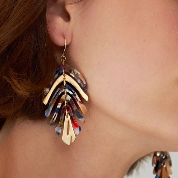 

RESIN LEAF DESIGN DROP EARRINGS, Multicolor