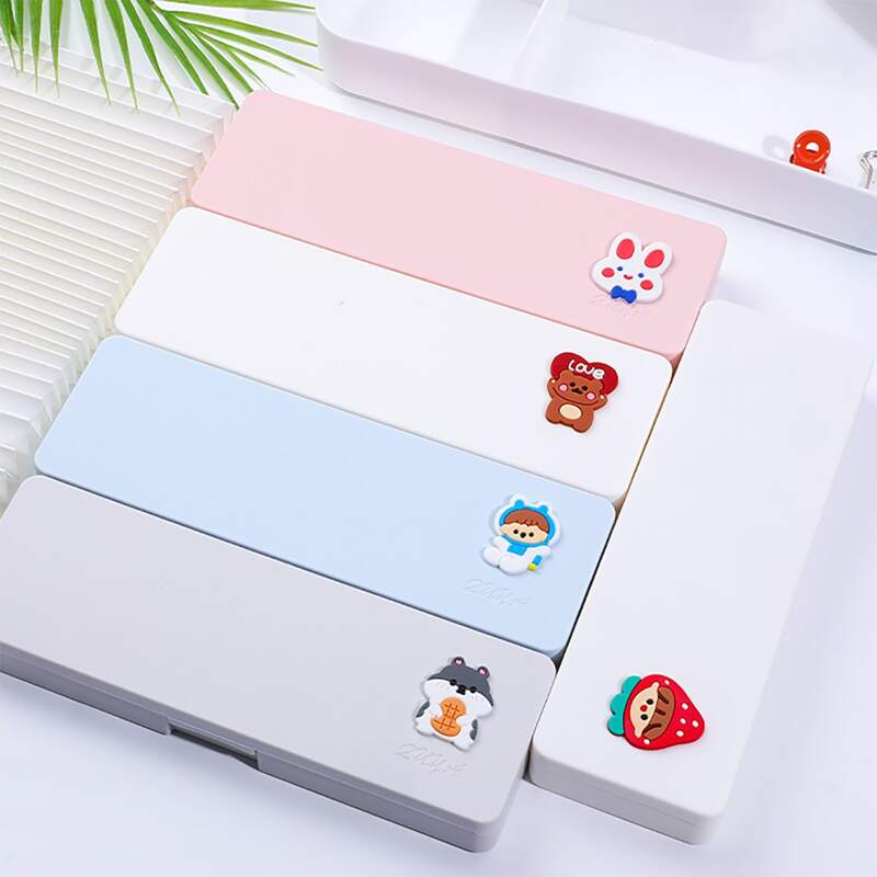 

1pc Cartoon Graphic Random Pencil Case, Multicolor