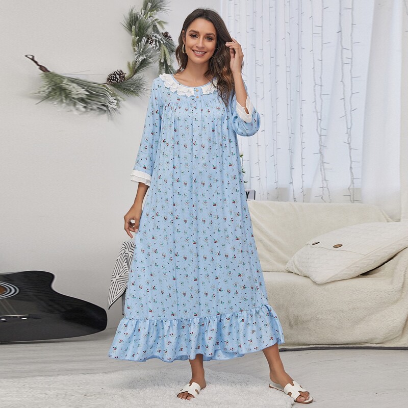 

Ditsy Floral Ruffle Hem Dress, Baby blue