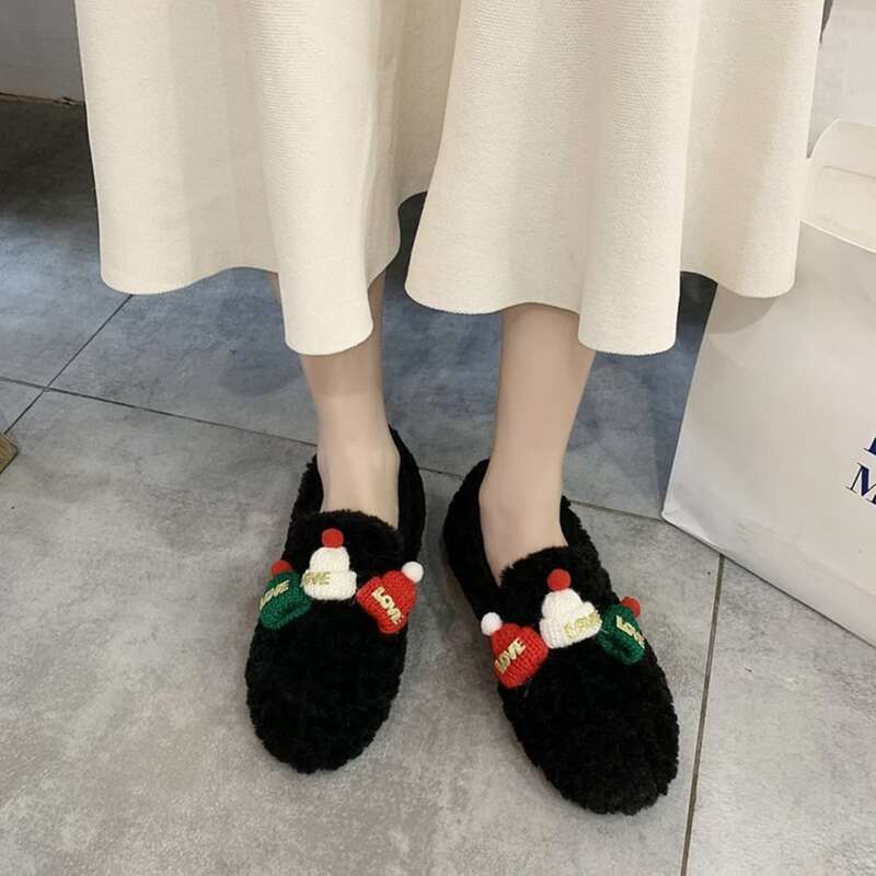 

Christmas Hat Flat Moccasins, Black