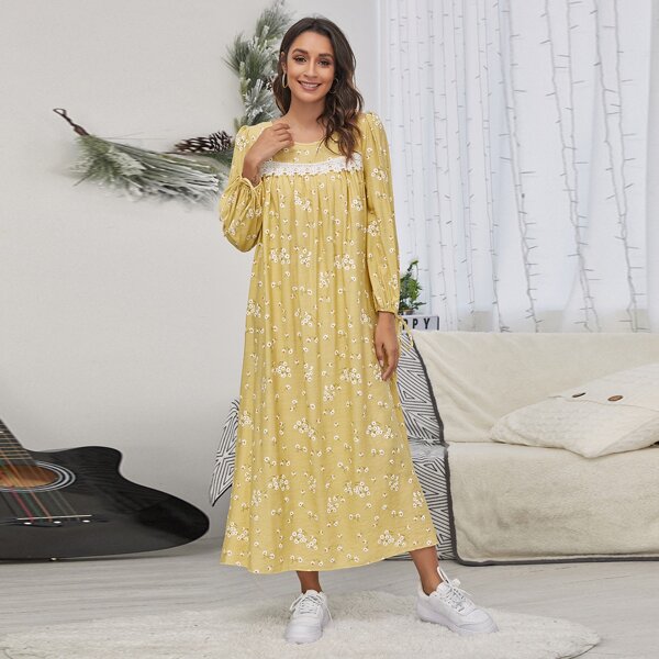 

Guipure Lace Trim Ditsy Floral Night Dress, Yellow