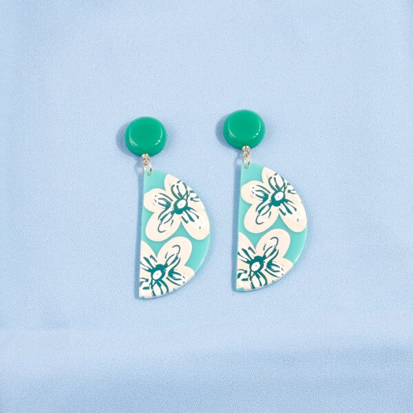 

Flower Pattern Geo Drop Earrings, Multicolor