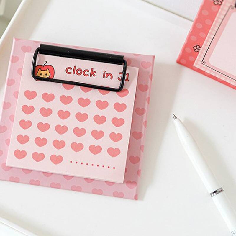 

1pack Cartoon Graphic Random Memo Pad With Clipboard, Multicolor