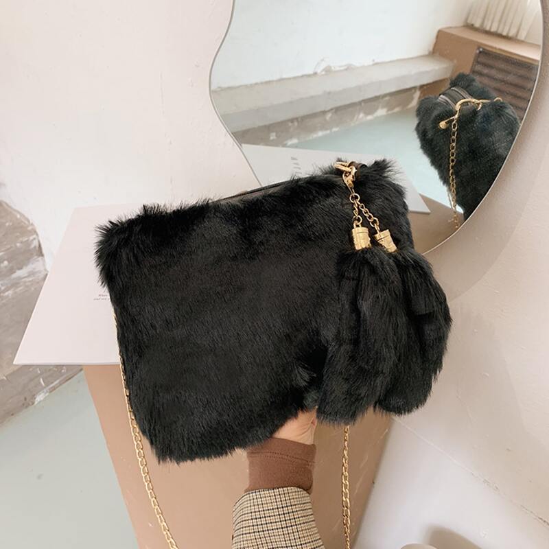 

Solid Fluffy Chain Crossbody Bag, Black