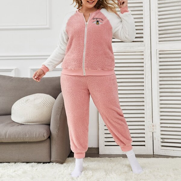 

Plus Bee Embroidery Contrast Sideseam Teddy Pajama Set, Dusty pink