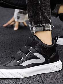 mens wide skate shoes