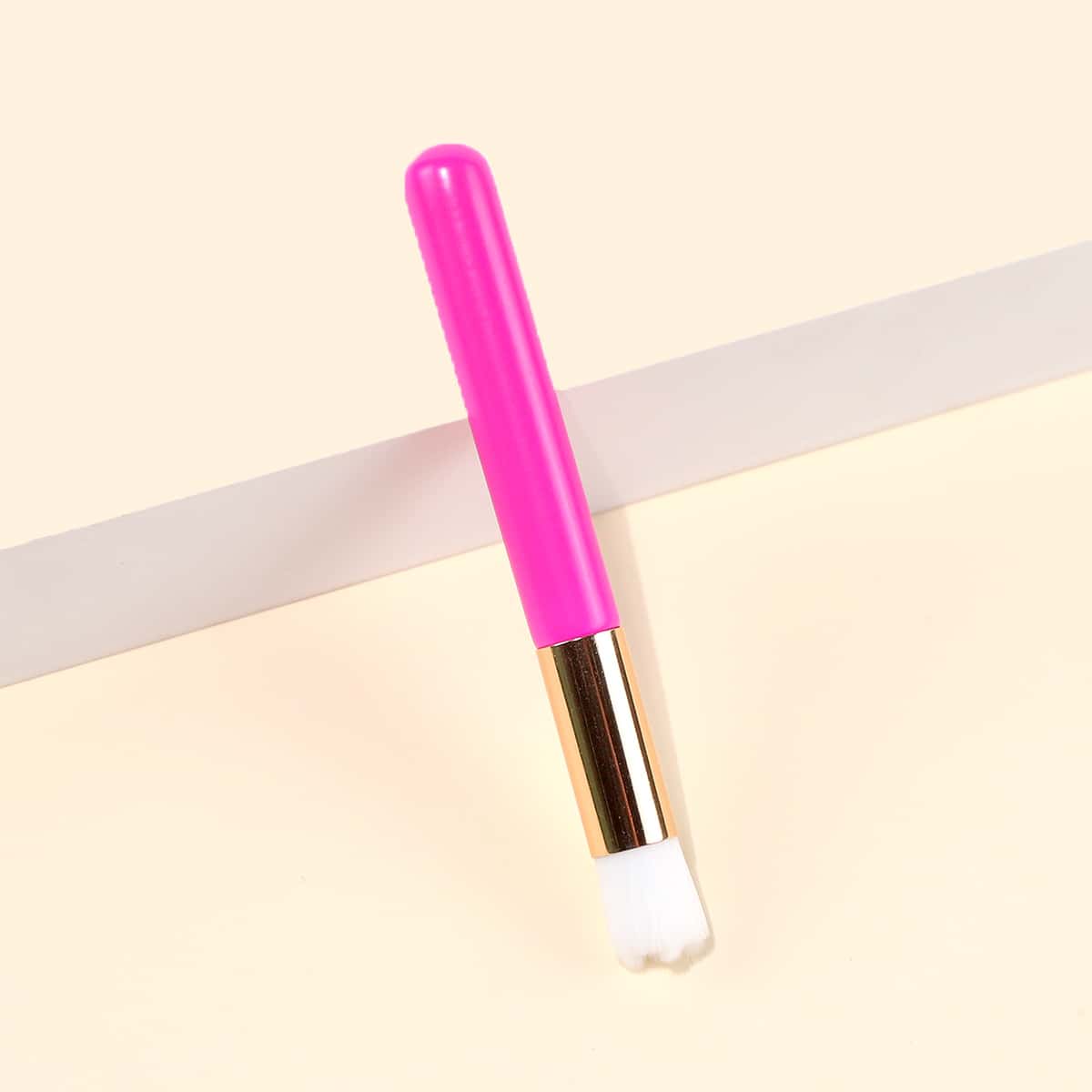 

Nose Cleaning Brush, Hot pink