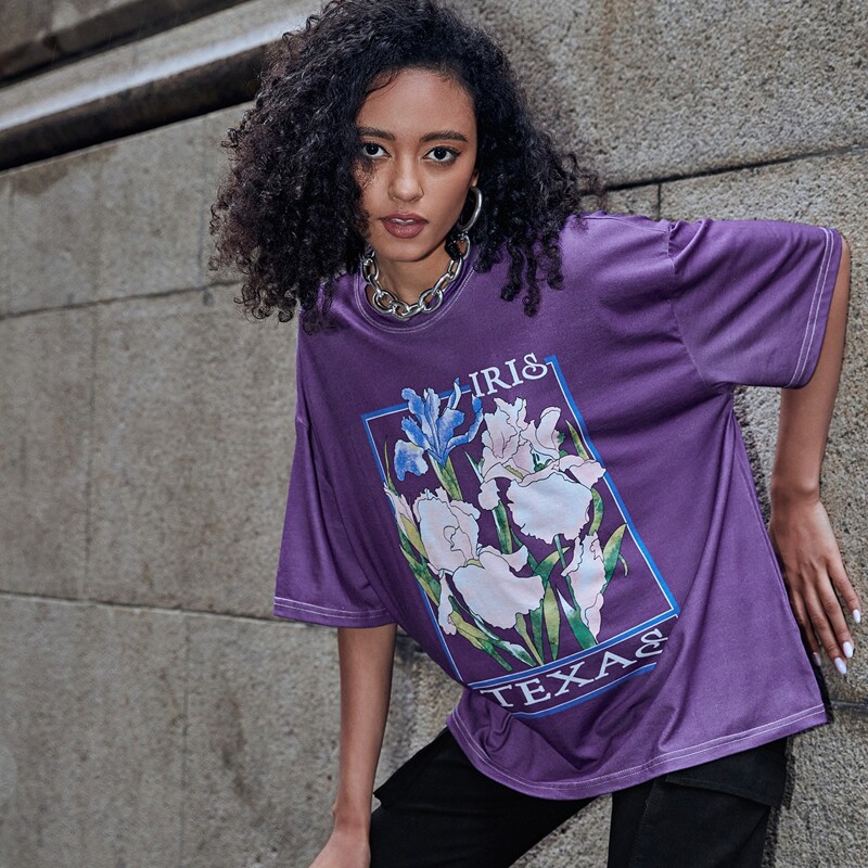 

Letter Flower Graphic Oversized Tee, Purple
