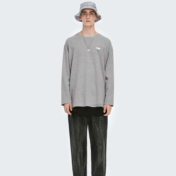 

Men Drop Shoulder Patched Detail Tee, Grey
